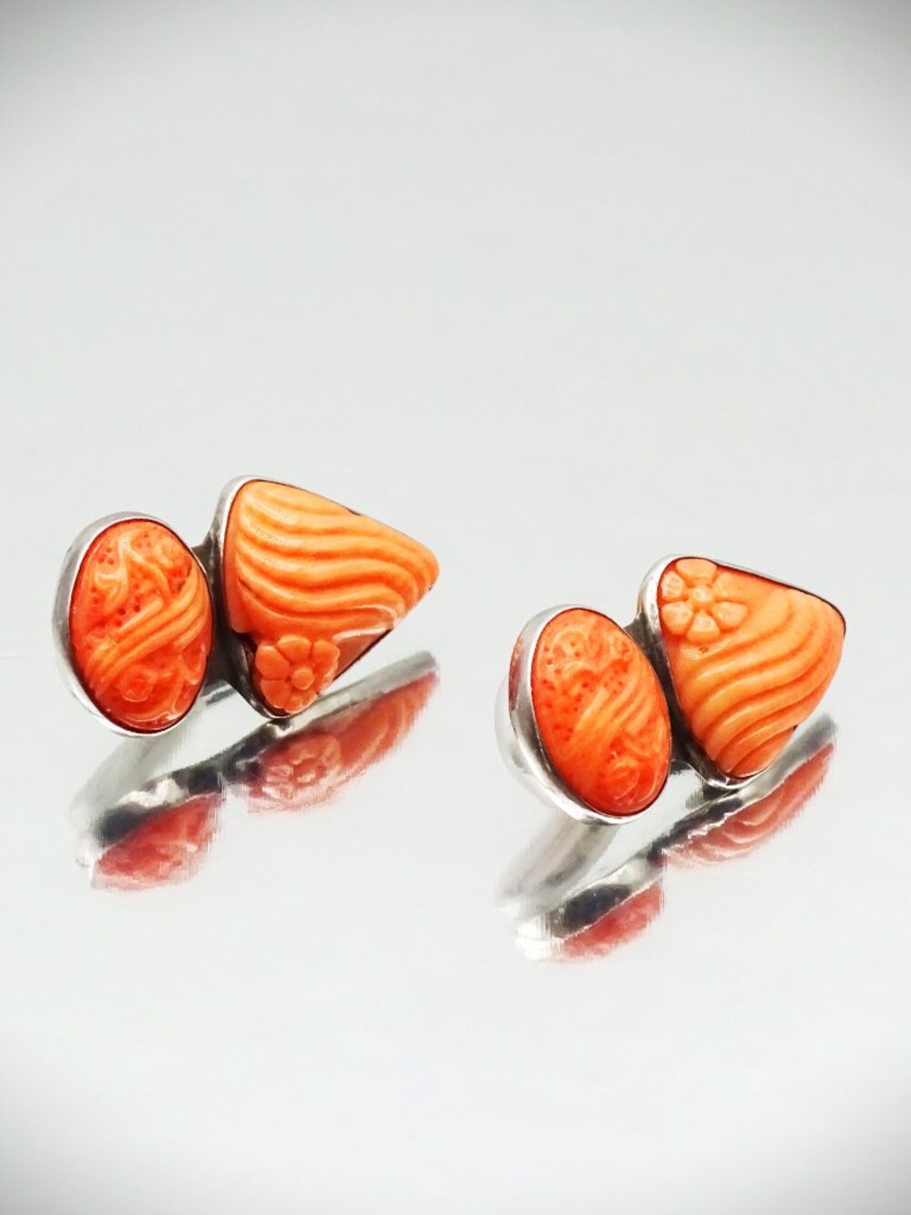 AMY KAHN RUSSEL Sterling Silver and Carved Coral Clip Earrings - Picture 3 of 7